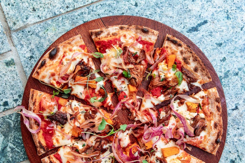 Roasted vegetable pizza deweys