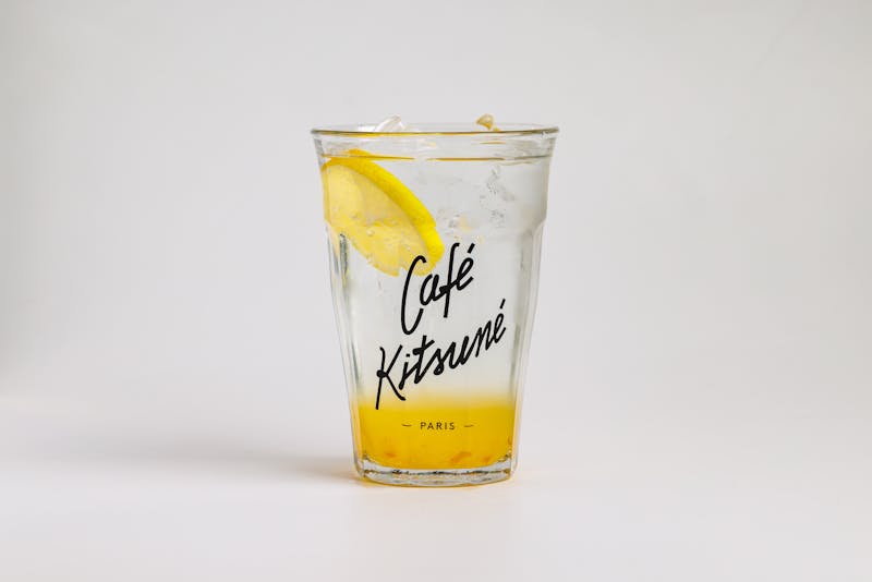 Fresh lemonade beverage at Dewey's pizza
